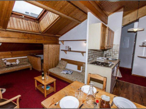 **Confortable Appartement 2 Pièces en Plein Centre, à 5 min des Pistes, Balcon Sud, 4 Pers.** - FR-1-518-7 Val-D'isère